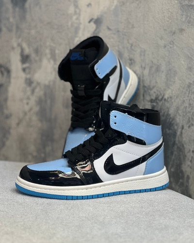 کتونی Air jordan1 high آبی ورنی
