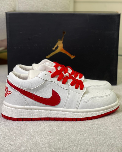 کتونی air jordan1 کد ۱۱